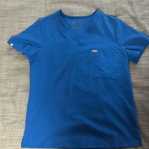 Technical collection Figs scrub top